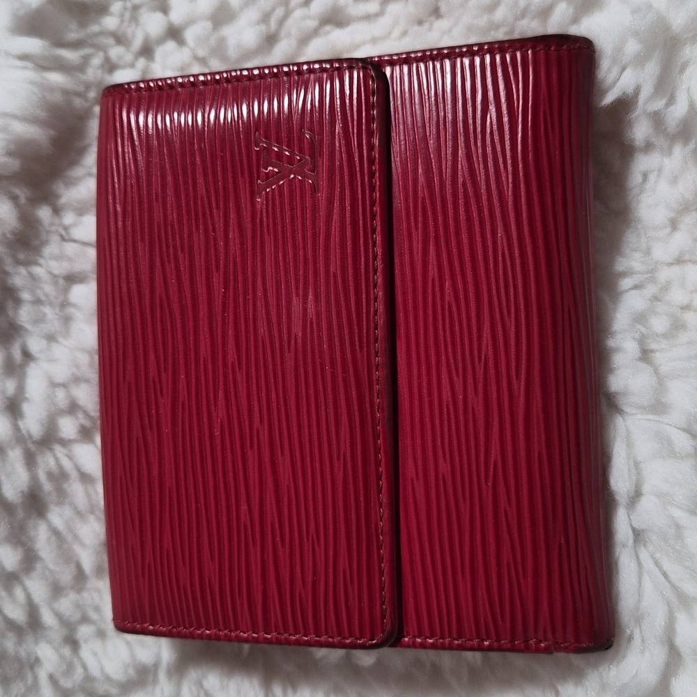 Louis Vuitton Red Elise Wallet In Epi Leather